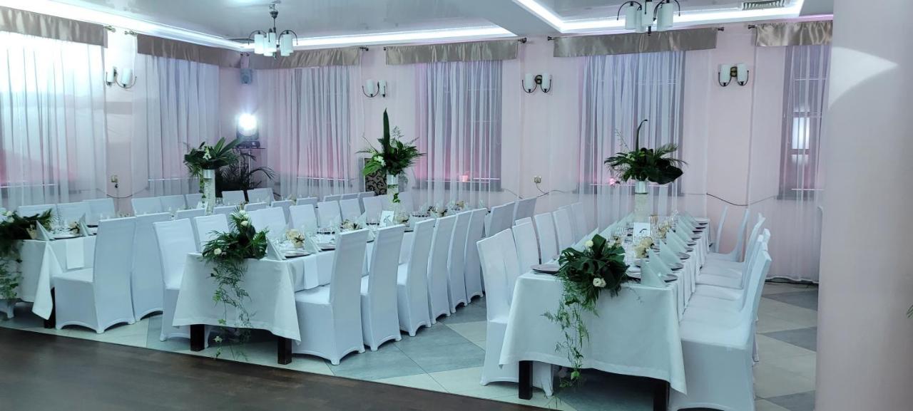 Hotel Rytwiany Palac Εξωτερικό φωτογραφία
